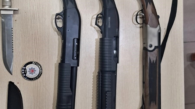 Polis 9 bin 217 şahsın kimlik sorgulamasını yaptı