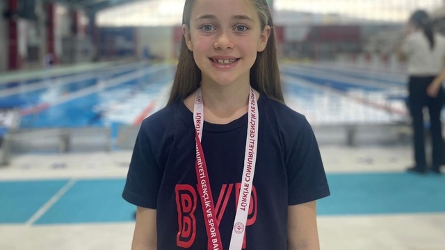 Bilecikli yüzücülerden Eskişehir'de derece