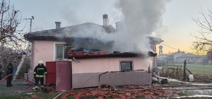 Seydişehir'de garajda çıkan yangın söndürüldü