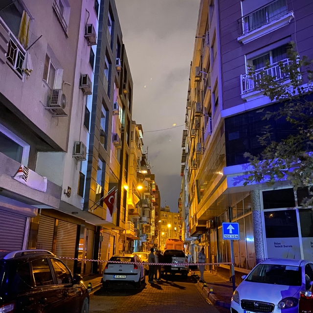 İzmir'deki ilaçlama faciasında yeni gelişme
Tahtakurusu ilacı 'kimyasal sil...