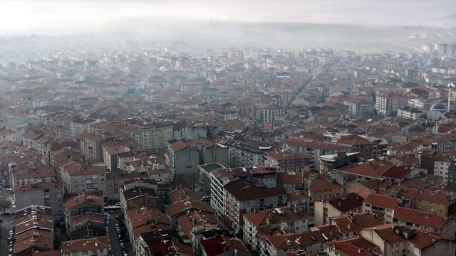Prof. Dr. Tecer: Koku diye geçiştirdiğimiz şey, hava kirleticilerin ta kendisi