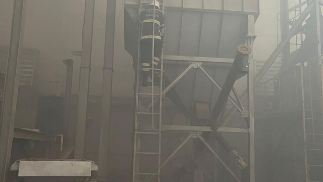 Reyhanlı'da fabrika yangını