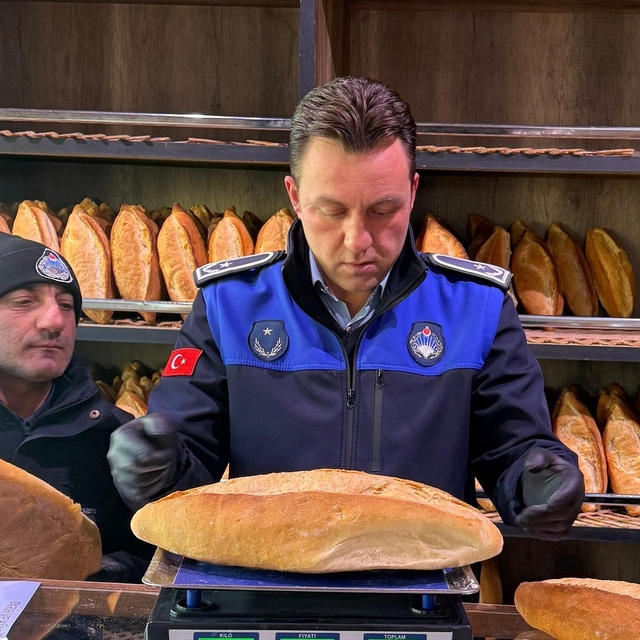 Bayburt'taki fırınlarda hijyen ve gramaj denetimi yapıldı