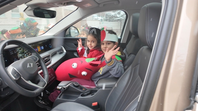 Kayseri'de öğrencilere Türkiye'nin yerli otomobili Togg tanıtıldı