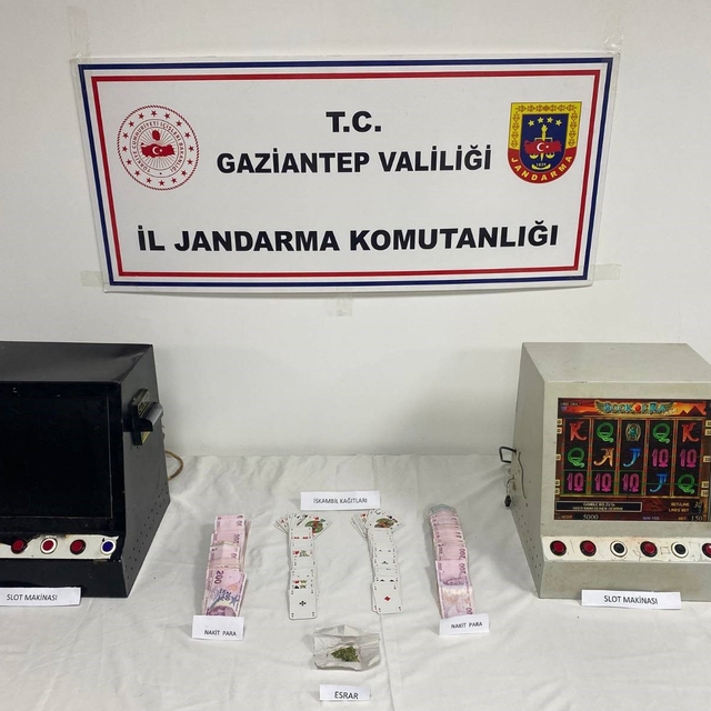 Gaziantep'te jandarmadan kumar operasyonu: 9 şahıs suçüstü yakalandı