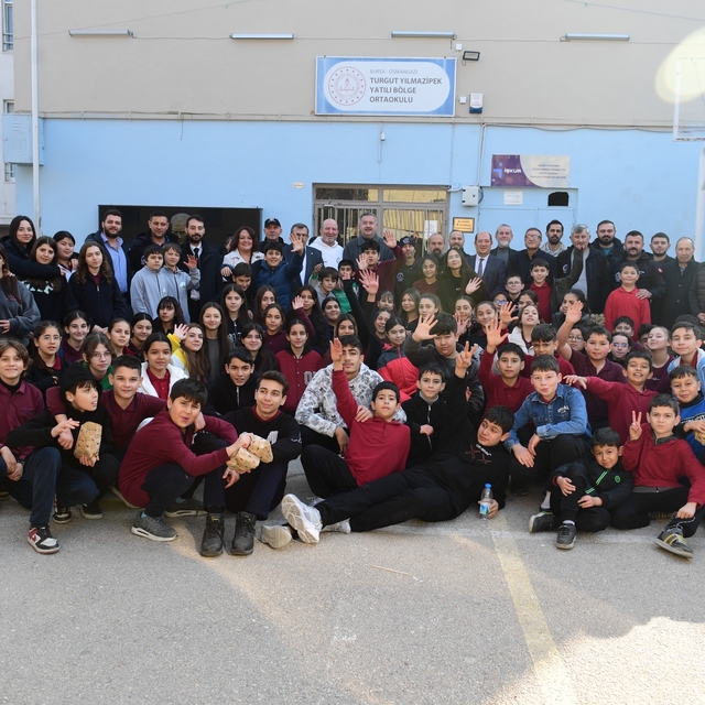 Osmangazi Belediyesi'nden çocukların içlerini ısıtan dayanışma