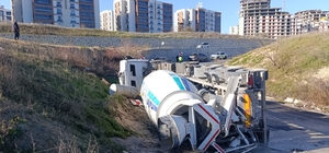 Tekirdağ’da devrilen beton mikserinin sürücüsü yaralandı