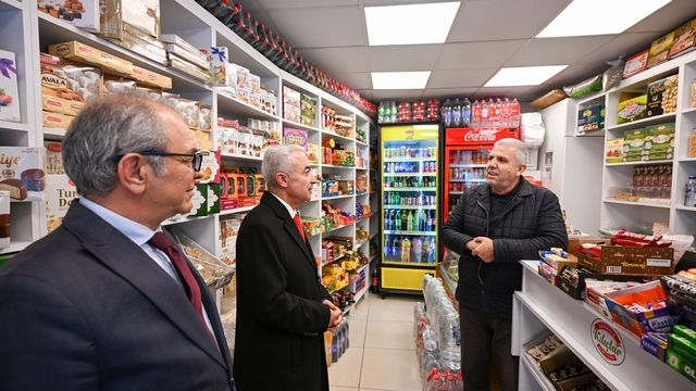 Kırklareli Valisi Turan, esnaf ziyaretinde bulundu