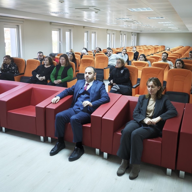 Kırklareli'nde "Kadına Yönelik Şiddetle Mücadele" konulu seminer