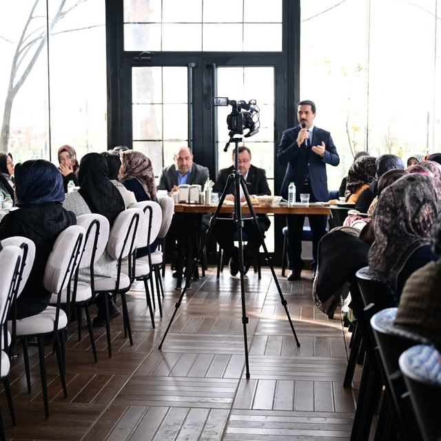 Başkan Taşkın, AK Parti Kadın Kolları Mahalle Başkanları toplantısına katıl...