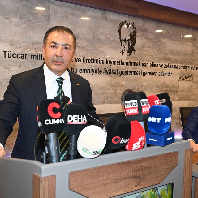 TOBB Başkanı Hisarcıklıoğlu'ndan DTO Başkanı Erdoğan'a övgü üstüne övgü