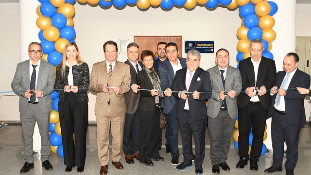 Dicle Üniversitesi'nde "TradeMaster Finans Laboratuvarı" hizmete açıldı