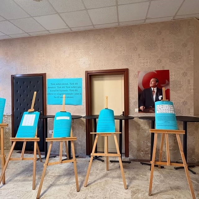 Türklerin tarih boyunca kullandığı alfabeler Denizli'de sergilendi