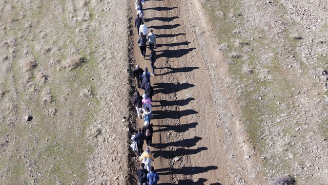 Muş'ta "Adımlarla Keşfet" projesi kapsamında doğa yürüyüşü
"Adımlarla Keşfet" projesiyle Muş'ta yeni dijital yürüyüş rotaları