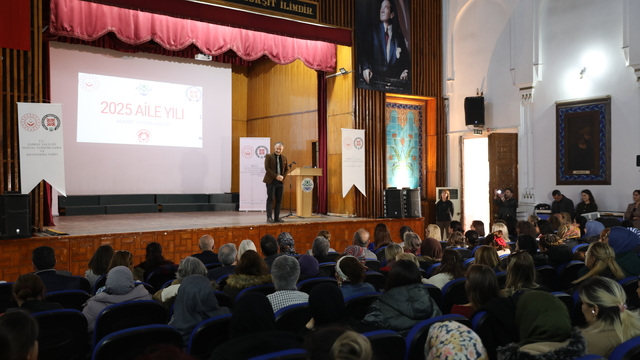 Edirne'de Eğitimin ABÇ'si semineri düzenlendi