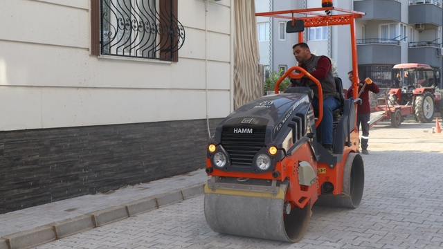 Nazilli Belediyesi Yeni Mahalle'deki taş döşeme çalışmasını tamamladı