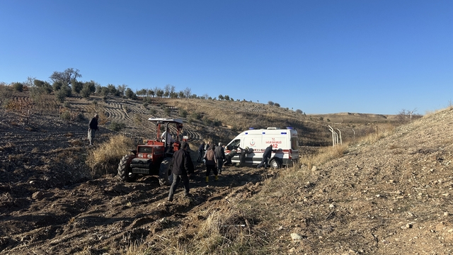 Adıyaman'da devrilen traktörün sürücüsü öldü
