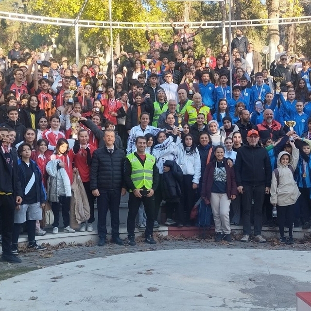 Aydın'da okul sporları oryantiring il birinciliği yarışmaları tamamlandı