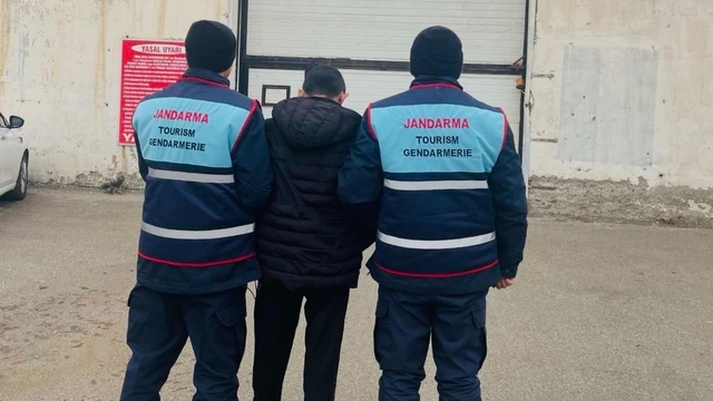 Erzurum'da 17 yıl kesinleşmiş hapis cezası bulunan firari yakalandı