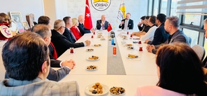 Zafer Partisi Genel Başkanı Özdağ, Antalya'da temaslarda bulundu