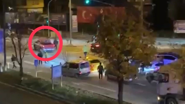 'Dur' ihtara uymayan sürücü, kamyonetinin lastiklerine ateş edilerek yakalandı