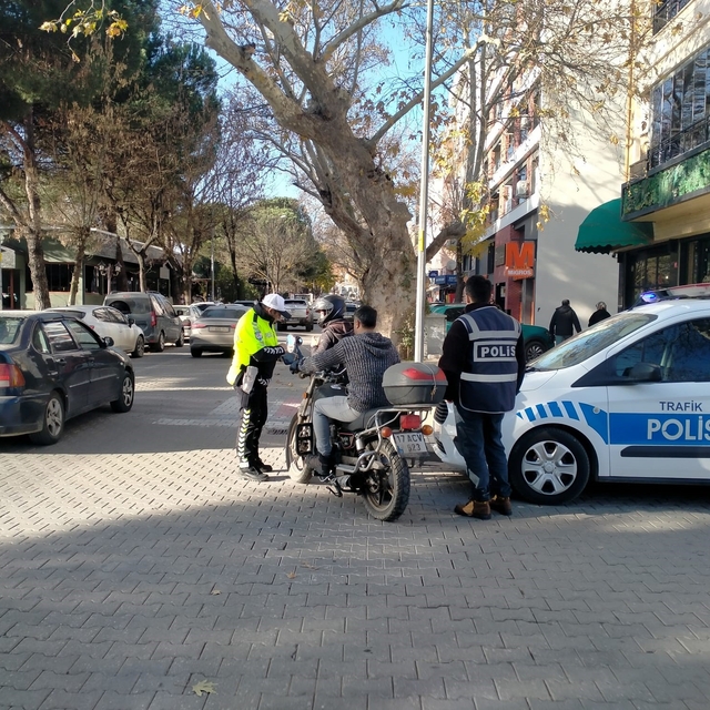 Çan'da güvenli trafik için denetimler devam ediyor