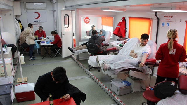 ADÜ'de kan  bağışı etkinliği düzenlendi