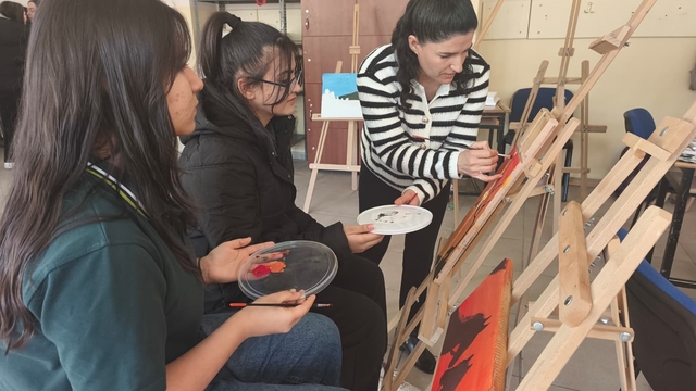 Atık ahşaplar sanata dönüşüyor
Tuncelili gençler zararlı alışkanlıklardan fırçayla uzaklaşıyor