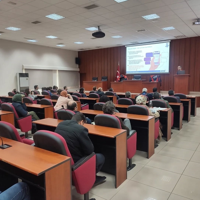 AFAD'dan kurum personeline afet farkındalık eğitimi ve tahliye tatbikatı