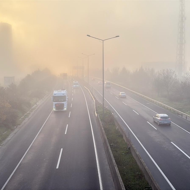 Çorlu'da sis nedeniyle eğitim uçuşları iptal edildi