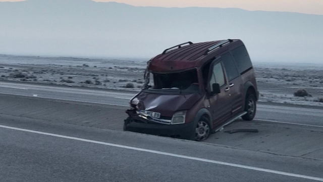 Konya'da hafif ticari araç takla attı: 1 yaralı