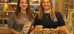 Kanserle mücadele sürecinde başladığı glütensiz gıda üretimini kafeyle mesleğe dönüştürdü 