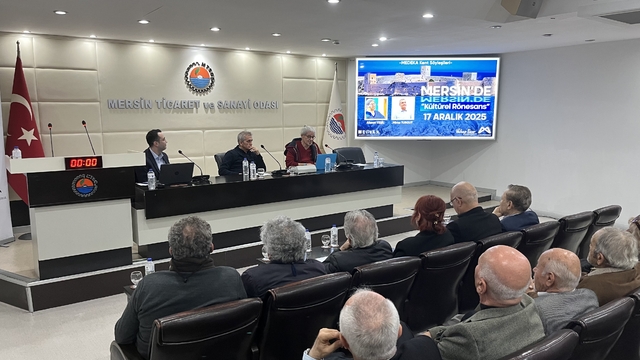 Mersin'de "Kültürel Rönesans" söyleşisi gerçekleştirildi