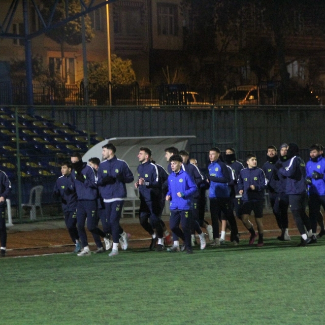 Söğütspor'da Teknik Direktör Savaş Akgün ilk antrenmanına çıktı