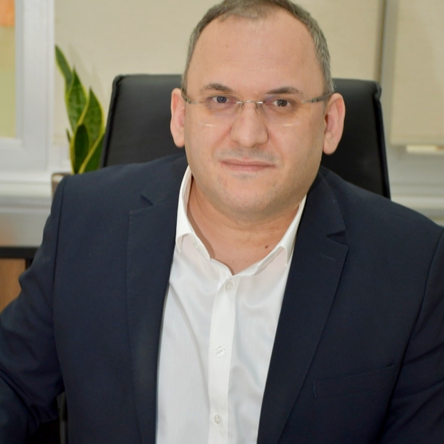 Dr. Öğr. Üyesi Mehmet Uluşahin: "Fıtık sanıldığı kadar masum değil"