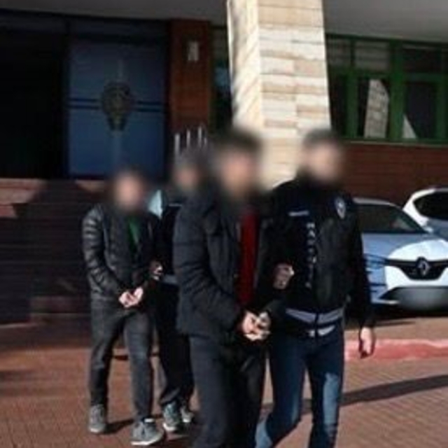 Isparta'da kesinleşmiş hapis cezasıyla aranan 2 şahıs yakalandı