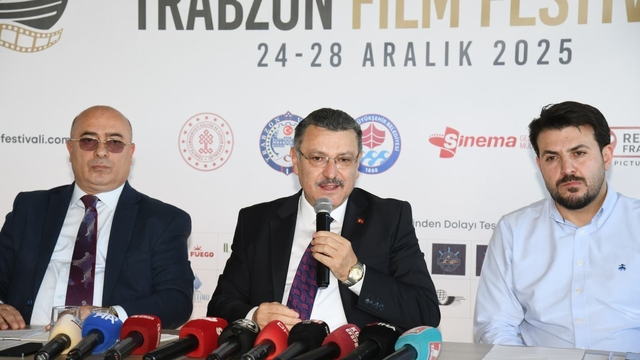 Altın Taka Film Festivali 24-28 Aralık tarihleri arasında Trabzon'da yapılacak
Büyükşehir Belediye Başkanı Ahmet Metin Genç:
"Altın Koza ve Altın Portakal gibi Trabzon'da da köklü bir sinema kültürünü kalıcı ve yaygın hale getirmeyi hedefliyoruz"