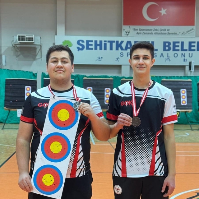 Gaziantep Okçuluk Kurtuluş Kupası İl Şampiyonası'nda Erdem Koleji rüzgarı