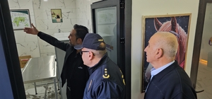 Kaymakam Kan ve Başkan Tetik, Veteriner Kliniği açılışına katıldı