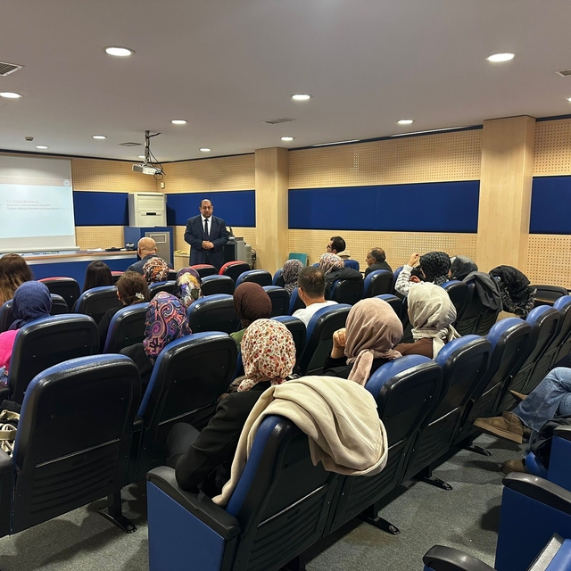 Elazığ'da sağlıkçılara seminer verildi