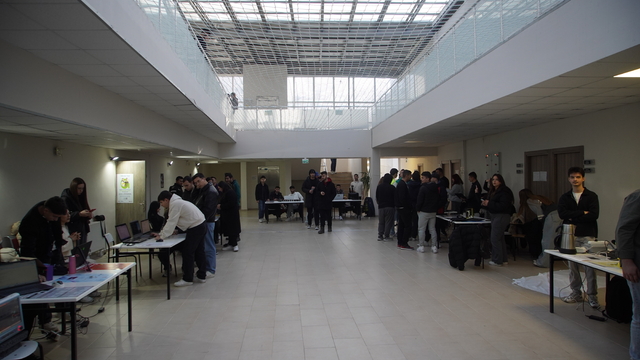 TÜ Teknik Bilimler Meslek Yüksekokulunda "Geleceği Tasarlayanlar" sergisi açıldı