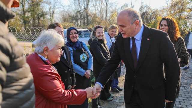 Başkan Özlü, girişimci kadınlarla bir araya geldi