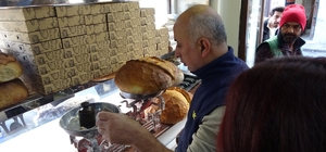 Trabzon'da fırınlara denetim
Ekipler bu yıl Trabzon'da yaptıkları denetimlerde toplam 2 milyon 255 bin TL idari para cezası kesti