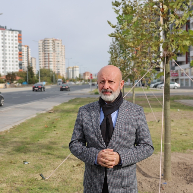 Başkan Çolakbayrakdar: "Yeşil alanda dünya standartlarını üçe katlıyoruz"
K...