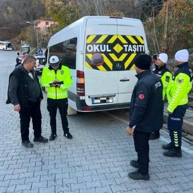 Erzincan'da servis araçlarına denetim