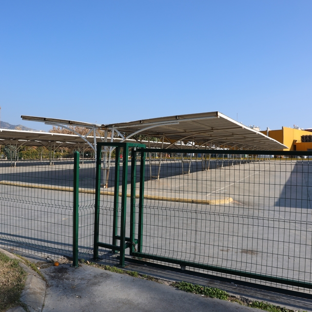 Vatandaşın ücretsiz kullandığı otopark kapatıldı