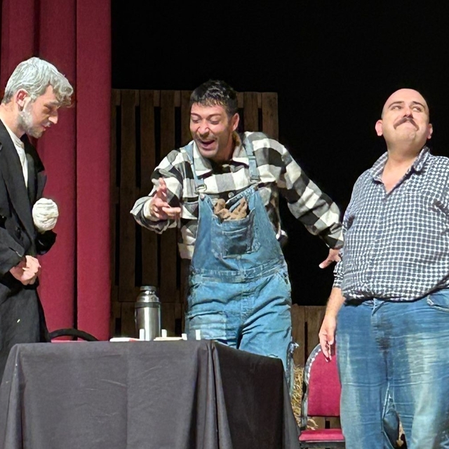 "Fareler ve İnsanlar" Yıldız Kenter Sahnesi'nde sanatseverlerle buluştu