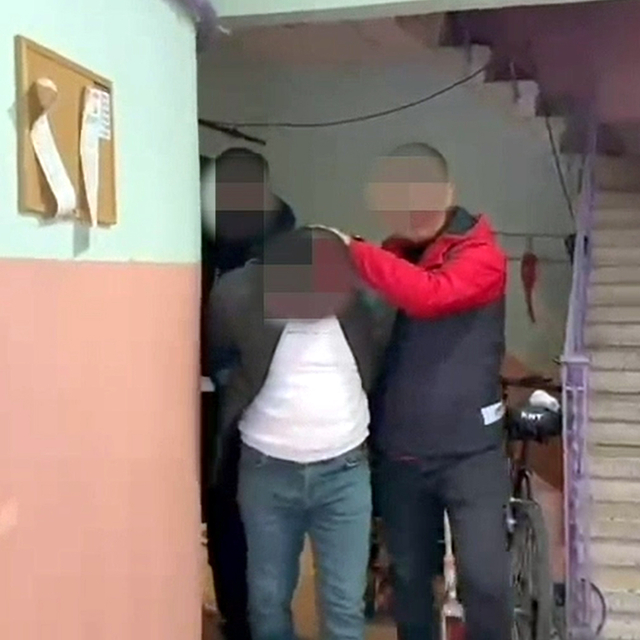 Edirne'de 93 suçtan 90 yıl hapis cezasıyla aranan hükümlü, İstanbul'da yaka...