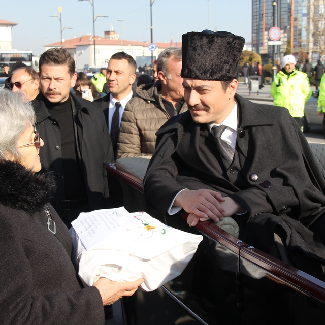 Atatürk'ün 106 yıl önce Sivas'tan ayrılışı, temsili olarak canlandırıldı