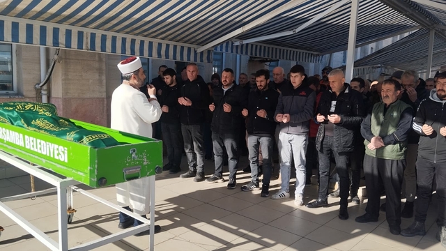 Yangında hayatını kaybeden vatandaş defnedildi